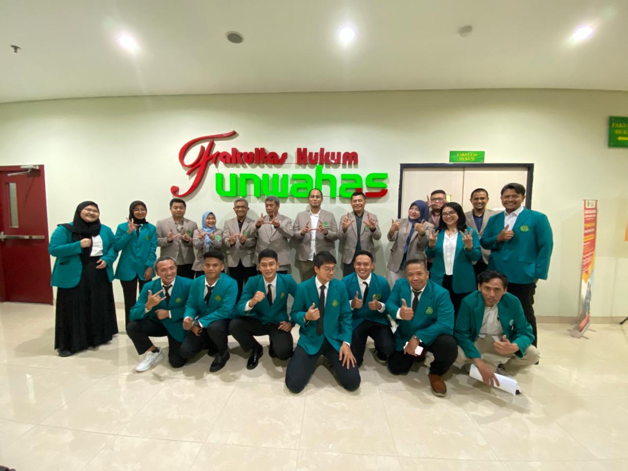 26 Mahasiswa Fakultas Hukum Unwahas Lulus Ujian Skripsi TA 2025/2026